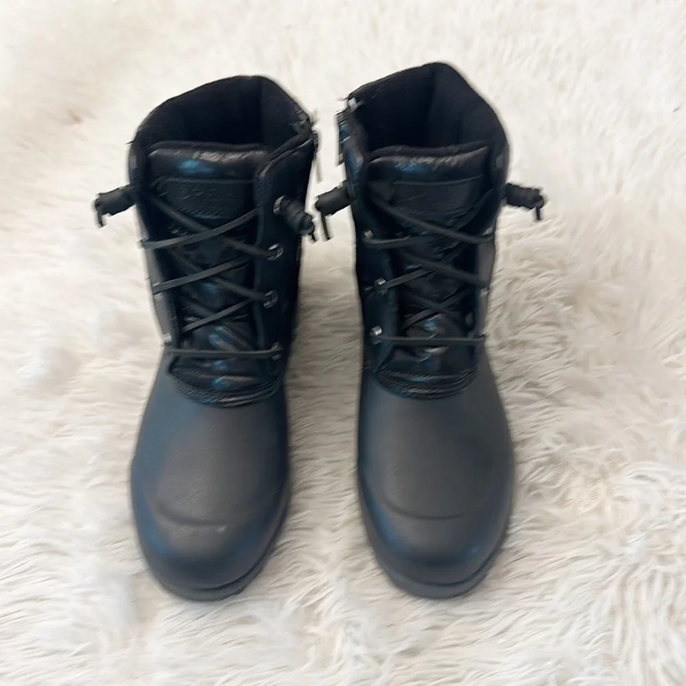 NEW $120 SPERRY Maritime Black Nylon Snow Boots women size 6